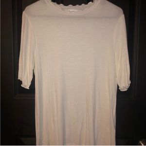 *** Final Sale*** White Lettuce Trim Top